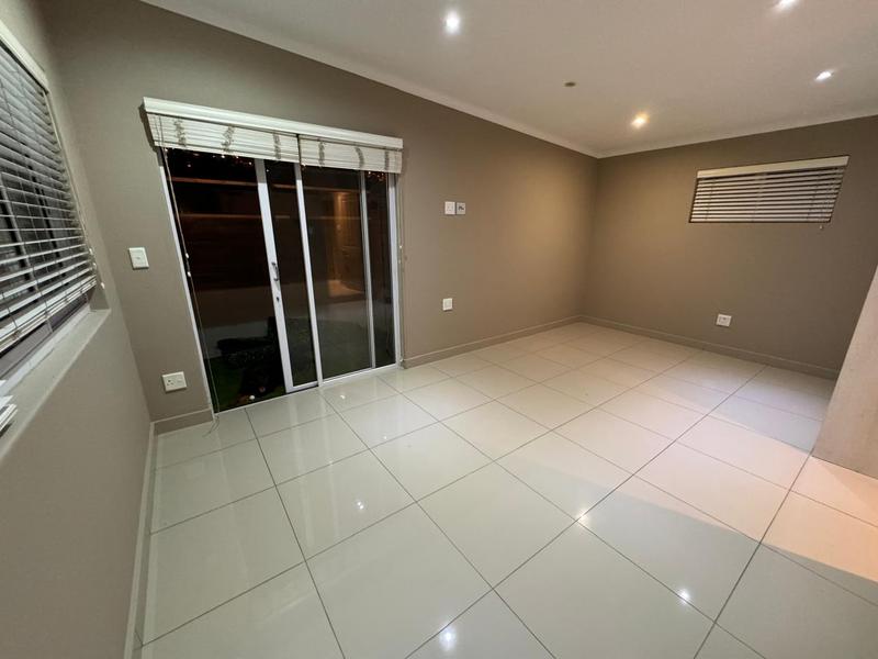 2 Bedroom Property for Sale in Green Point Western Cape